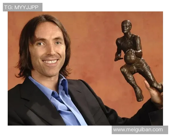 本赛季谁的表现最为突出 值得获得MVP殊荣的球员分析 本赛季谁的表现最为突出 值得获得MVP殊荣的球员分析